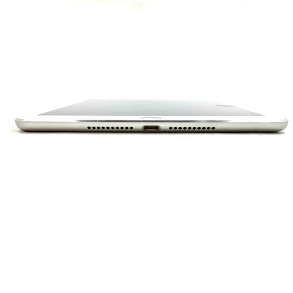 【全額返金保証】【最速発送】Apple iPad mini 7.9インチ 第4世代 128GB シルバー WiFi+Cellular docomo 白ロム 動作確認済