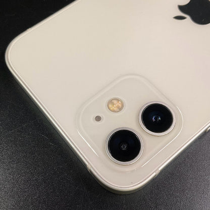 【全額返金保証】【最速発送】Apple iPhone iPhone 12 256GB ホワイト docomo SIMフリー 白ロム 美品 動作確認済 97%