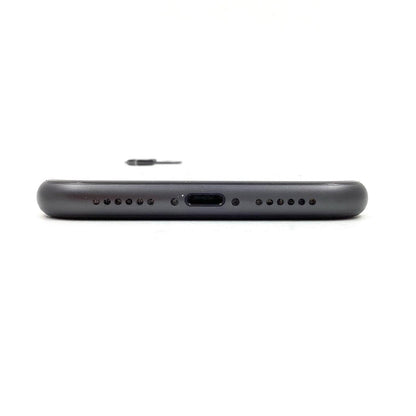 【全額返金保証】【最速発送】Apple iPhone iPhone 11 128GB ブラック docomo 白ロム 動作確認済 72%