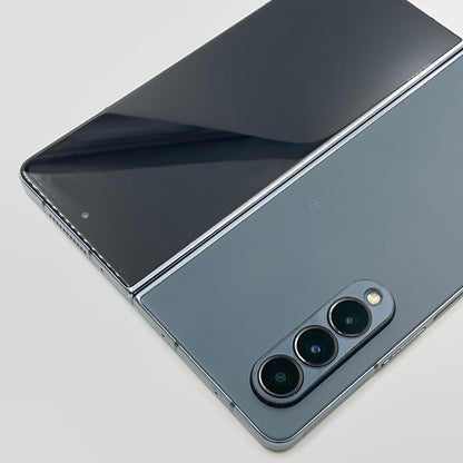 【全額返金保証】【最速発送】SAMSUNG Galaxy Z Fold4 256GB グレイグリーン au SCG16 動作確認済
