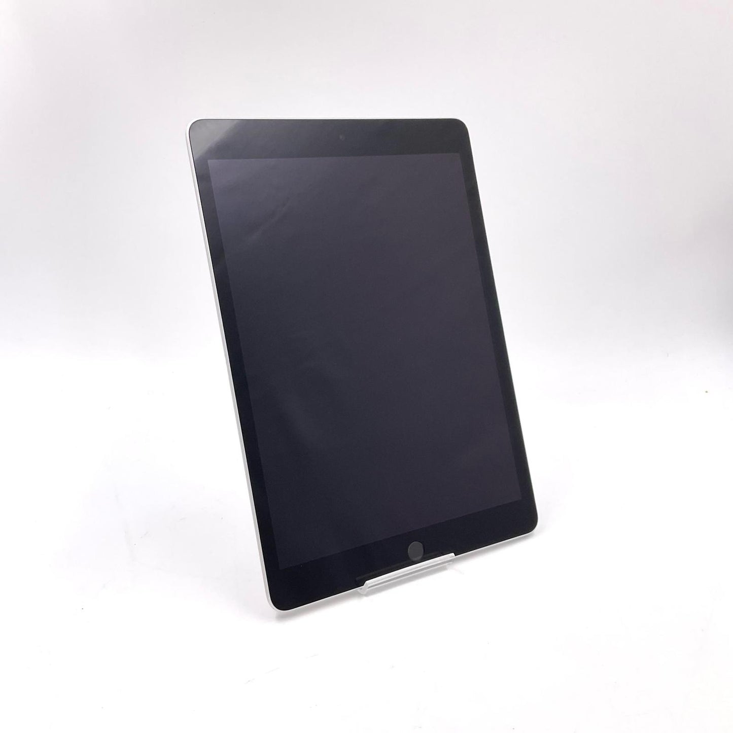 【全額返金保証】【最速発送】Apple iPad iPad 10.2インチ 第9世代 64GB シルバー Wi-Fi 動作確認済
