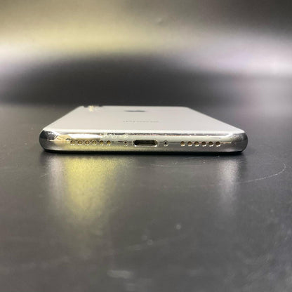 【最速発送】Apple iPhone iPhone X 64GB シルバー au 白ロム【難有】 63%