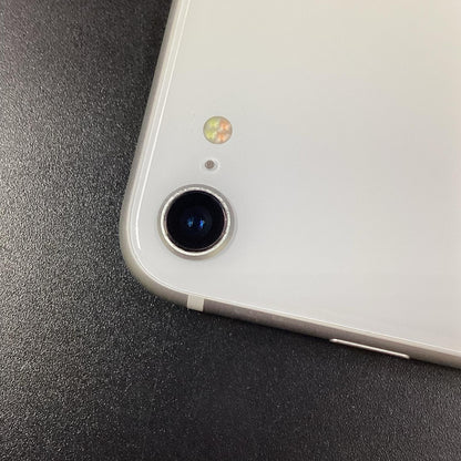 【全額返金保証】【最速発送】Apple iPhone iPhone SE（第2世代） 64GB ホワイト au 白ロム 動作確認済 80%