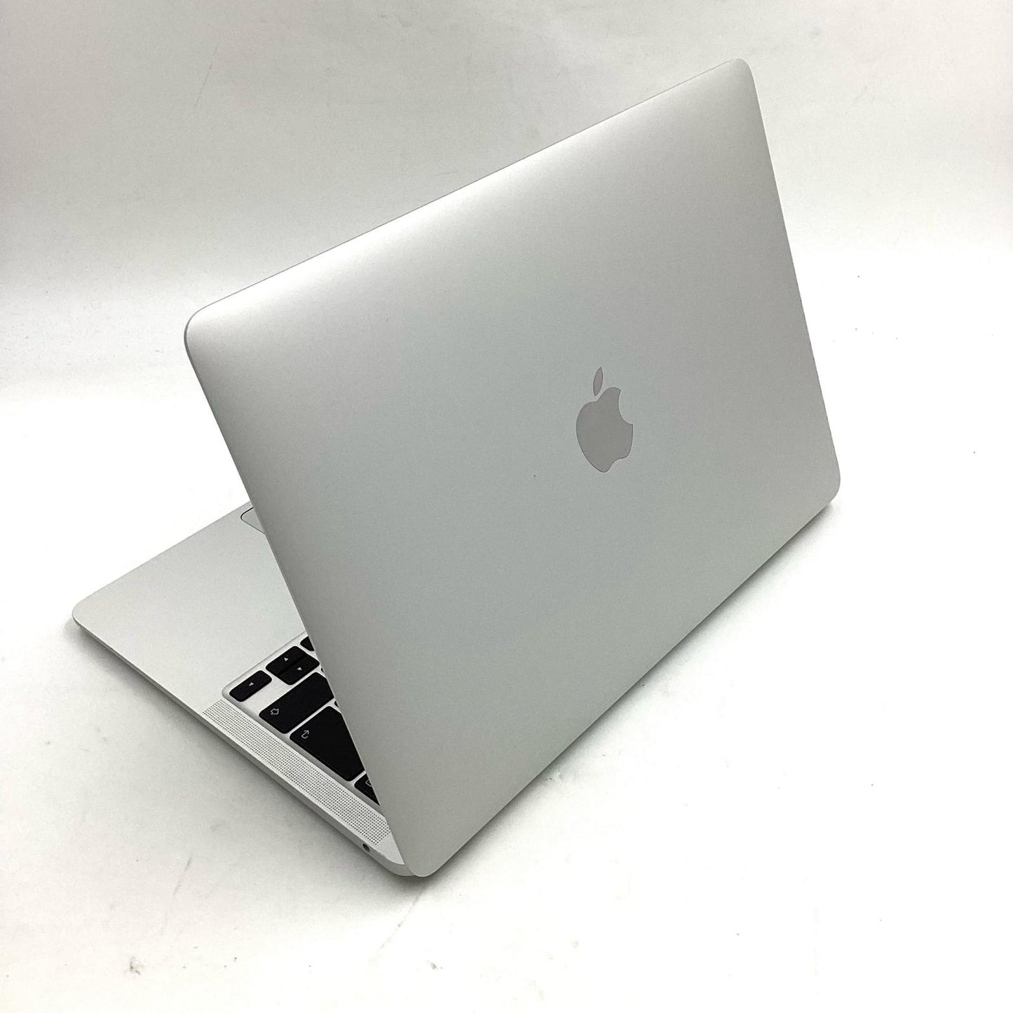 【全額返金保証】【最速発送】Apple MacBook Air 13.3インチ 2020 Apple M1 8GB SSD 256GB シルバー 90% 動作確認済