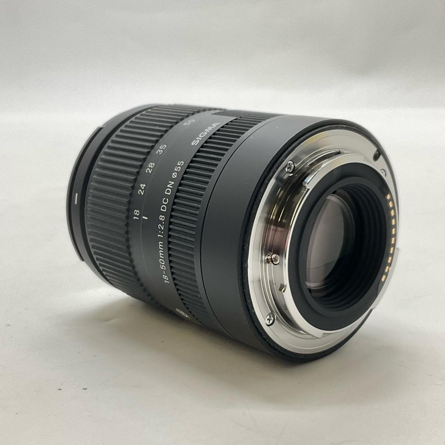 【全額返金保証】【最速発送】SIGMA 18-50mm F2.8 DC DN [ソニーE用] 動作確認済