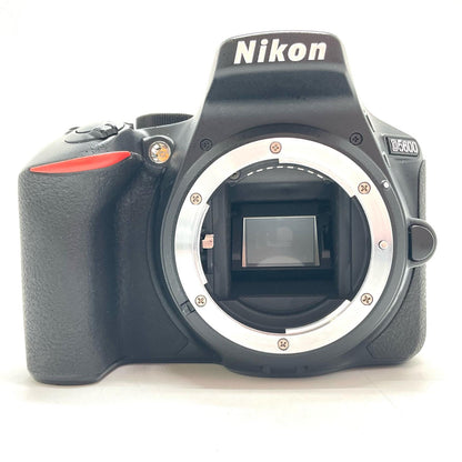 【全額返金保証】【最速発送】Nikon デジタル一眼 D5600 ボディ ブラック 動作確認済