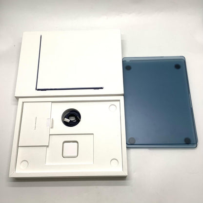 【全額返金保証】【最速発送】Apple MacBook Air 15.3インチ 2024 Apple M3 16GB SSD 256GB ミッドナイト 97.6% 美品 動作確認済