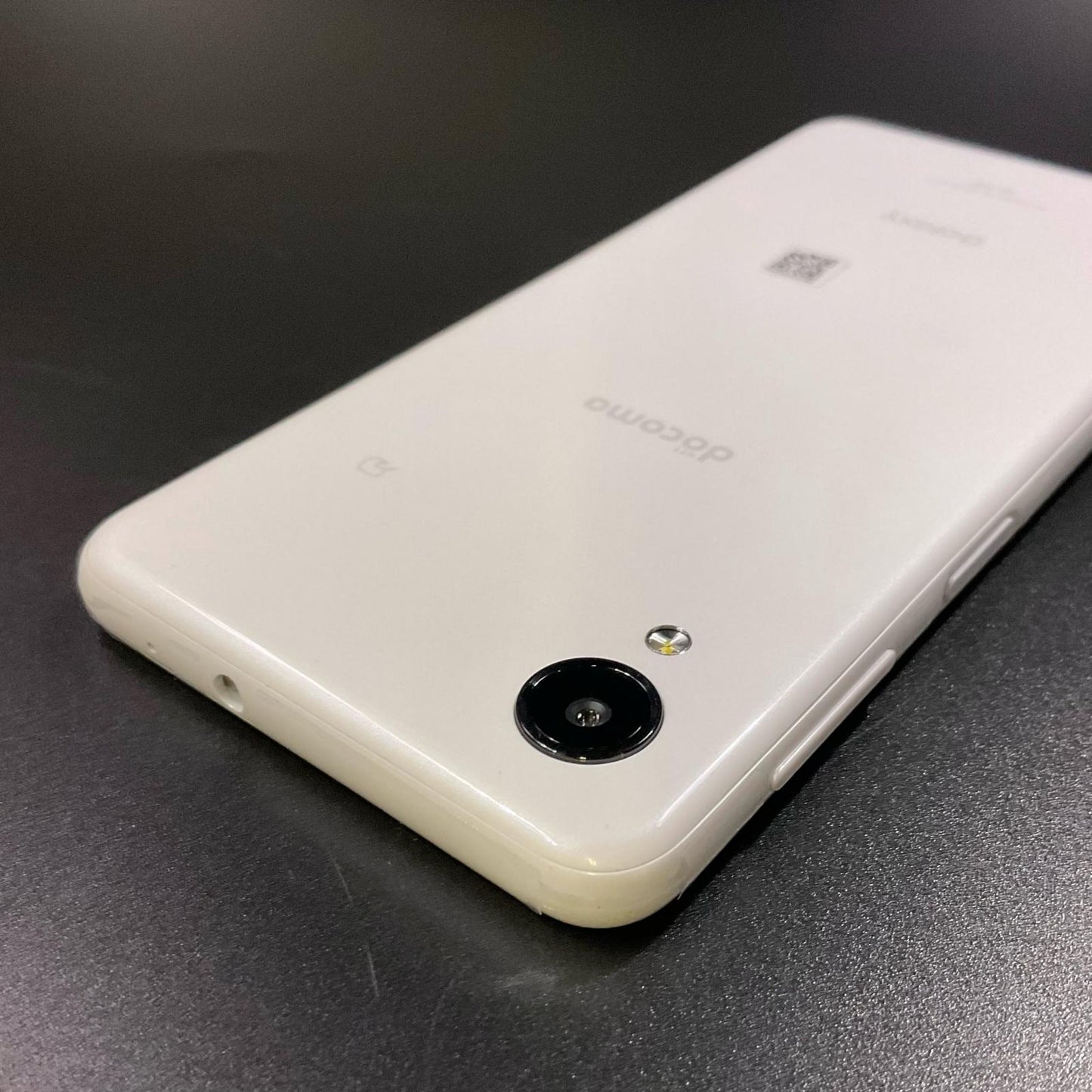 【全額返金保証】【最速発送】SAMSUNG Galaxy A23 5G docomo版 64GB ホワイト docomo SIMフリー SC-56C 白ロム 美品 動作確認済
