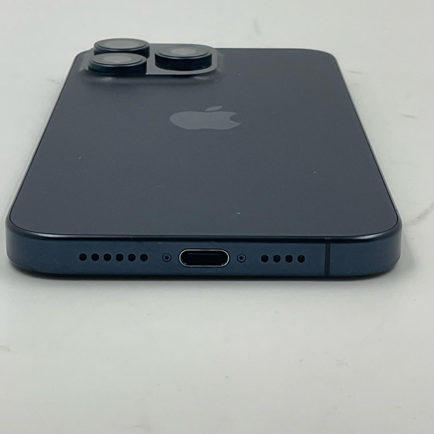 【全額返金保証】【最速発送】Apple iPhone iPhone 15 Pro Max 256GB ブルー 楽天モバイル SIMフリー 美品 動作確認済 86%