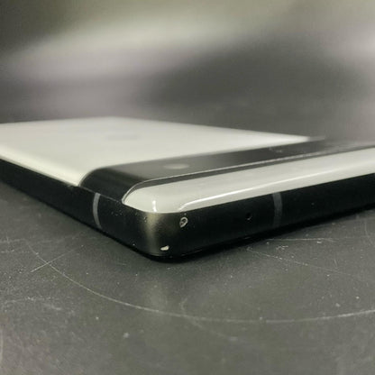 【最速発送】Google Pixel 6a 128GB Chalk au GB17L 白ロム【難有】