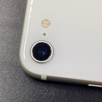 【全額返金保証】【最速発送】Apple iPhone iPhone SE（第2世代） 128GB ホワイト Softbank 白ロム 動作確認済 76%