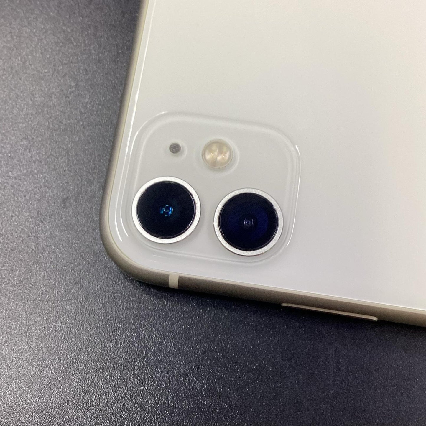 【全額返金保証】【最速発送】Apple iPhone iPhone 11 64GB ホワイト au SIMフリー 白ロム 美品 動作確認済 100%