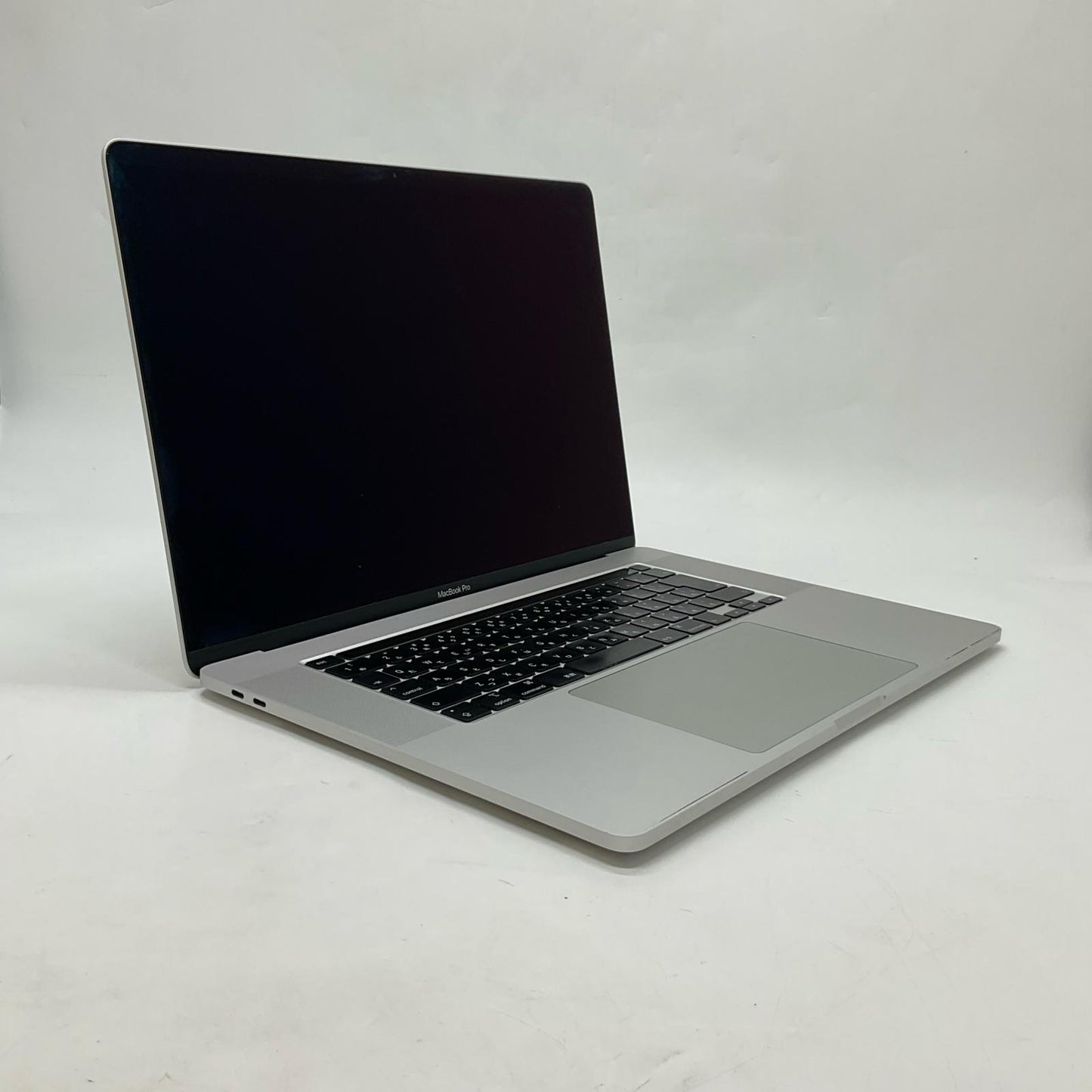【全額返金保証】【最速発送】Apple MacBook Pro 16インチ 2019 i7 6コア 2.6GHz 16GB 512GB シルバー 80.7% 動作確認済