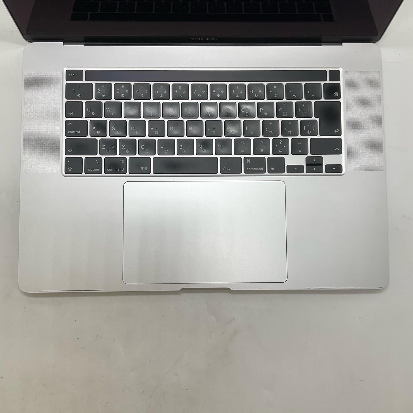 【全額返金保証】【最速発送】Apple MacBook Pro 16インチ 2019 i7 6コア 2.6GHz 16GB 512GB シルバー 80.7% 動作確認済