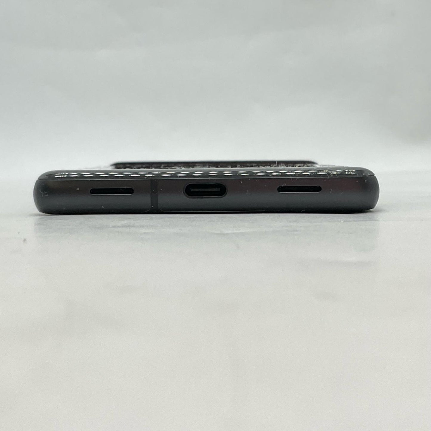 【最速発送】Google Pixel 7a 128GB Charcoal SIMフリー G82U8 白ロム【難有】