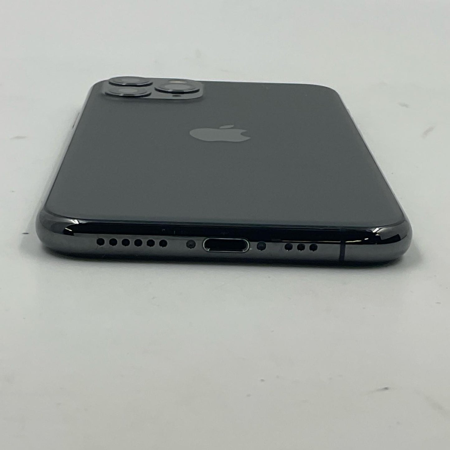 【全額返金保証】【最速発送】Apple iPhone iPhone 11 Pro 256GB スペースグレイ au 白ロム 動作確認済 75%