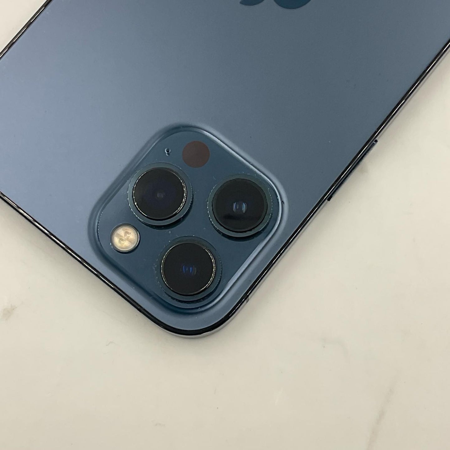 【全額返金保証】【最速発送】Apple iPhone iPhone 12 Pro Max 256GB パシフィックブルー au SIMフリー 白ロム 動作確認済 69%