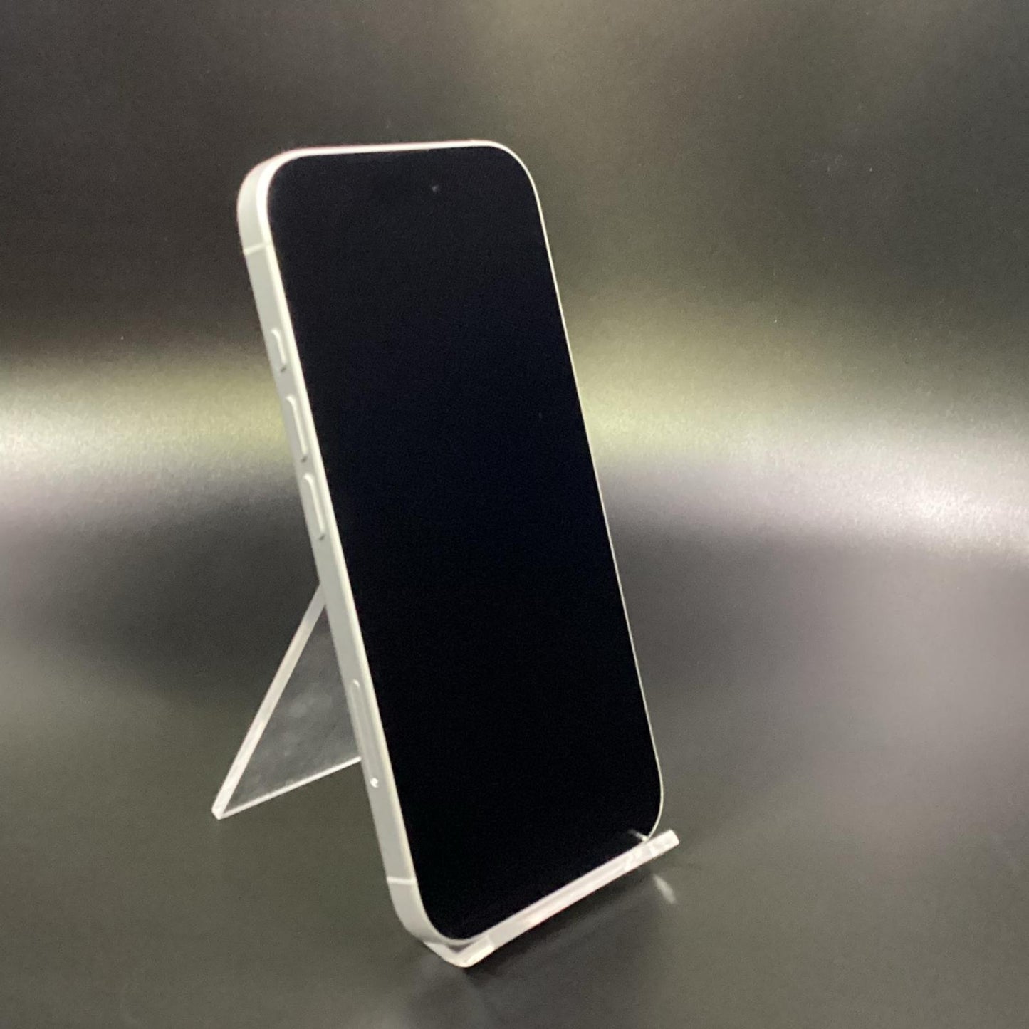 【全額返金保証】【最速発送】Apple iPhone iPhone 16 128GB ホワイト au SIMフリー 白ロム 動作確認済 92%
