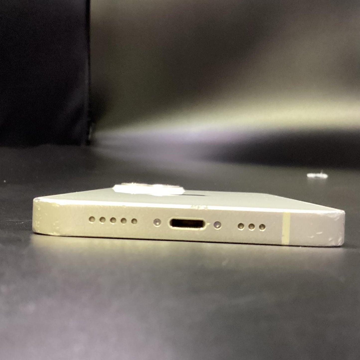 【最速発送】Apple iPhone iPhone 13 128GB スターライト SIMフリー 白ロム【難有】 82%
