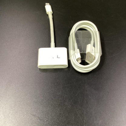 【最速発送】Apple iPhone iPhone 13 128GB スターライト SIMフリー 白ロム【難有】 82%