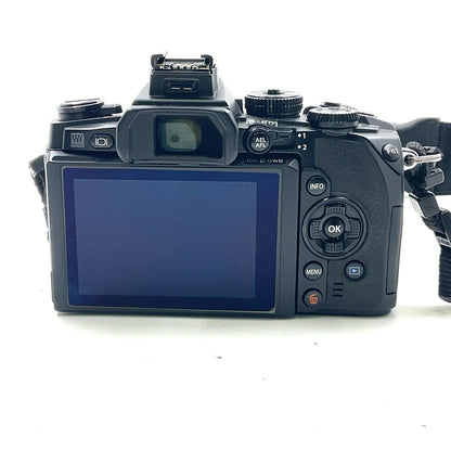 【全額返金保証】【最速発送】OLYMPUS デジタル一眼 OLYMPUS OM-D E-M1 ボディ ブラック 動作確認済