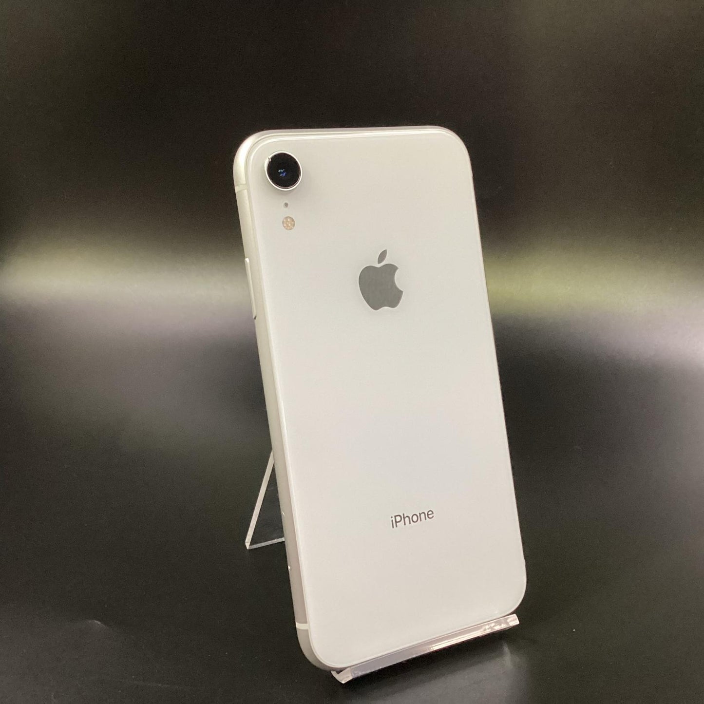 【全額返金保証】【最速発送】Apple iPhone iPhone XR 64GB ホワイト docomo 白ロム 美品 動作確認済 84%