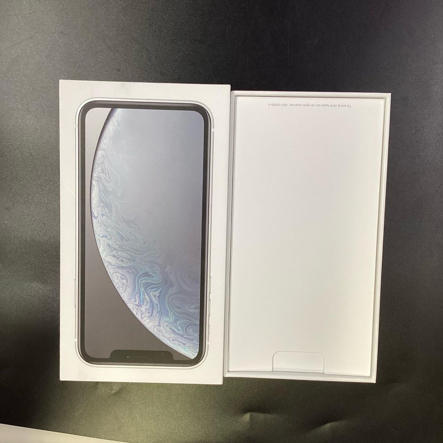 【全額返金保証】【最速発送】Apple iPhone iPhone XR 64GB ホワイト docomo 白ロム 美品 動作確認済 84%