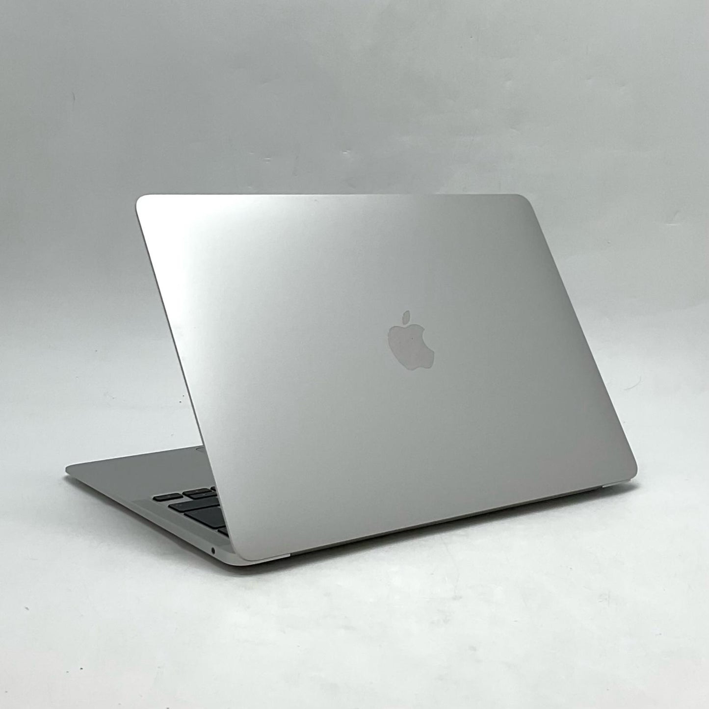 【全額返金保証】【最速発送】Apple MacBook Air 13インチ 2020 1.1 GHz デュアルコア Intel Core i3 8GB 256GB シルバー 美品 動作確認済