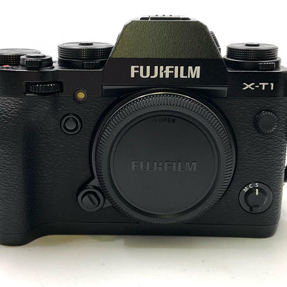 【全額返金保証】【最速発送】FUJIFILM デジタル一眼 X-T1 ボディ ブラック 動作確認済