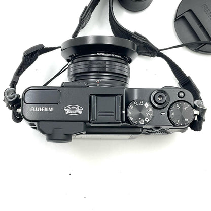 【全額返金保証】【最速発送】FUJIFILM コンパクトデジタルカメラ X20 [ブラック] 動作確認済