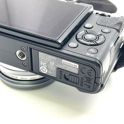 【全額返金保証】【最速発送】FUJIFILM コンパクトデジタルカメラ X70 [シルバー] 美品 動作確認済