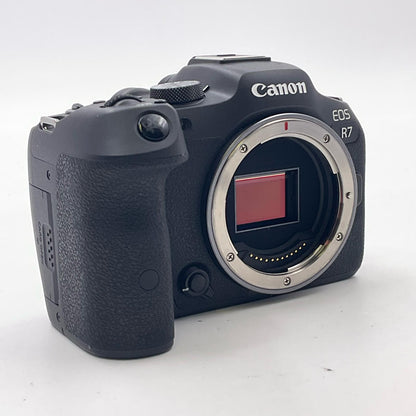 【全額返金保証】【最速発送】Canon デジタル一眼 EOS R7 ボディ ブラック 動作確認済