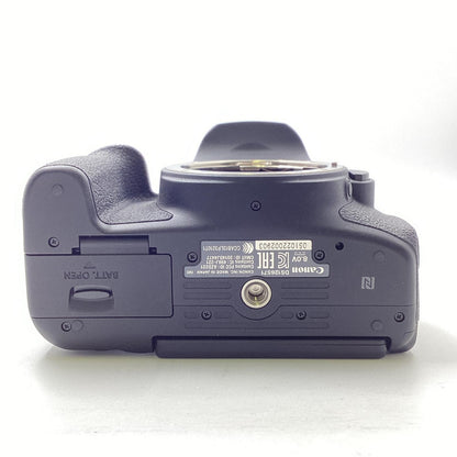 【全額返金保証】【最速発送】Canon デジタル一眼 EOS Kiss X8i ボディ ブラック 動作確認済