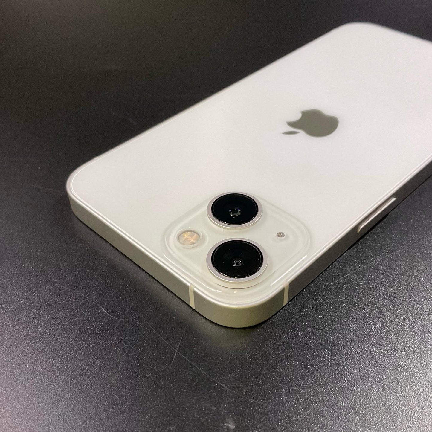 【全額返金保証】【最速発送】Apple iPhone iPhone iPhone 13 128GB スターライト SIMフリー 動作確認済 82%