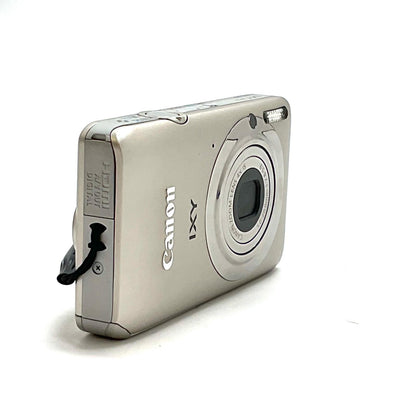 【全額返金保証】【最速発送】Canon コンパクトデジタルカメラ IXY 210F [シルバー] 動作確認済