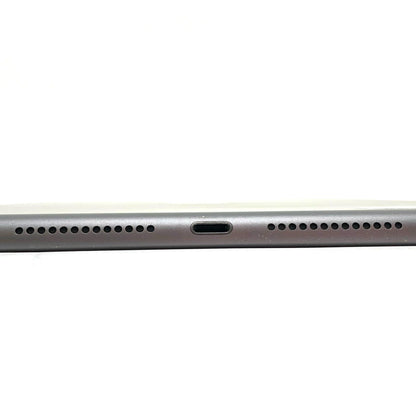 【全額返金保証】【最速発送】Apple iPad iPad 10.2インチ 第8世代 32GB スペースグレイ Wi-Fi 超美品 動作確認済