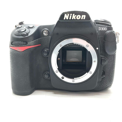 【最速発送】Nikon デジタル一眼 D300 ボディ ブラック【難有】