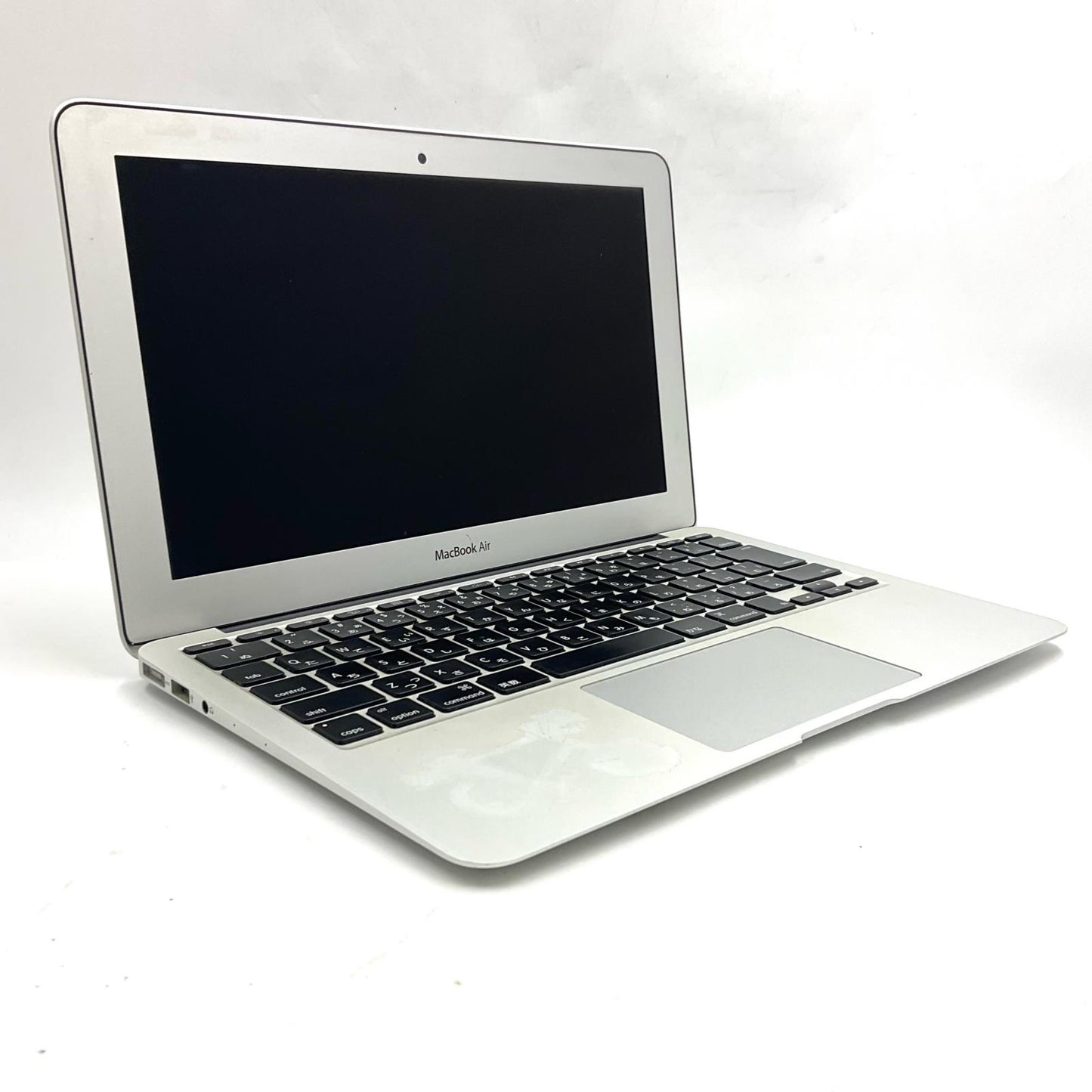 【最速発送】Apple MacBook Air 11.6インチ 2013 1.3GHz デュアルコア Intel Core i5 4GB SSD 256GB シルバー 77.7%【難有】