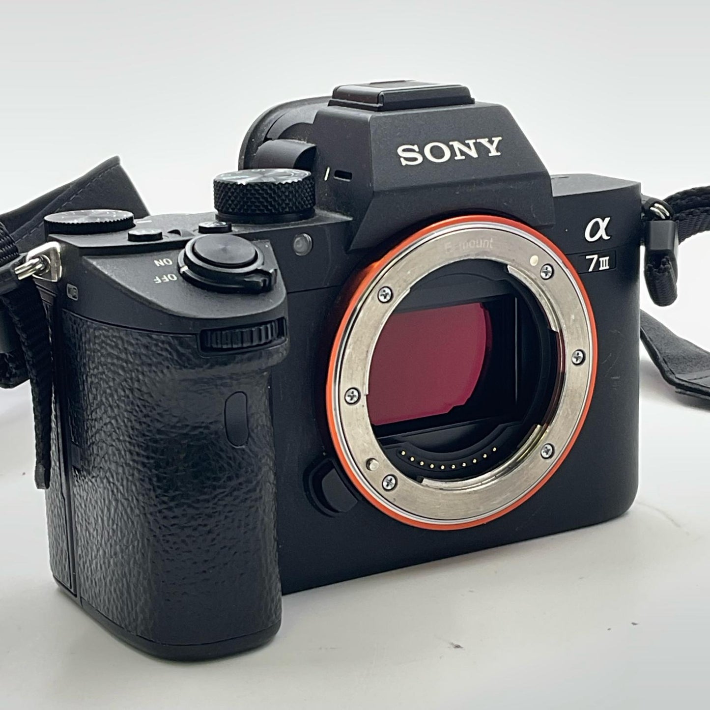 【全額返金保証】【最速発送】Sony デジタル一眼 α7 III ILCE-7M3 ボディ ブラック 動作確認済