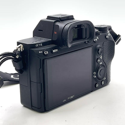 【全額返金保証】【最速発送】Sony デジタル一眼 α7 III ILCE-7M3 ボディ ブラック 動作確認済