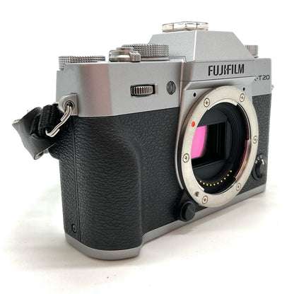 【全額返金保証】【最速発送】FUJIFILM デジタル一眼 FUJIFILM X-T20 ボディ シルバー 動作確認済
