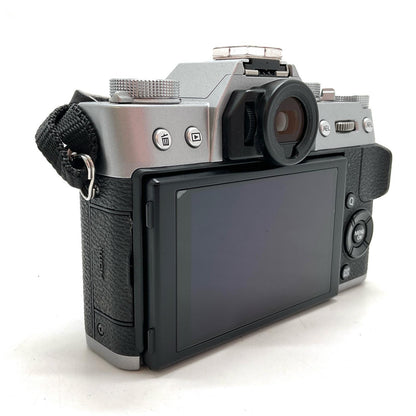 【全額返金保証】【最速発送】FUJIFILM デジタル一眼 FUJIFILM X-T20 ボディ シルバー 動作確認済