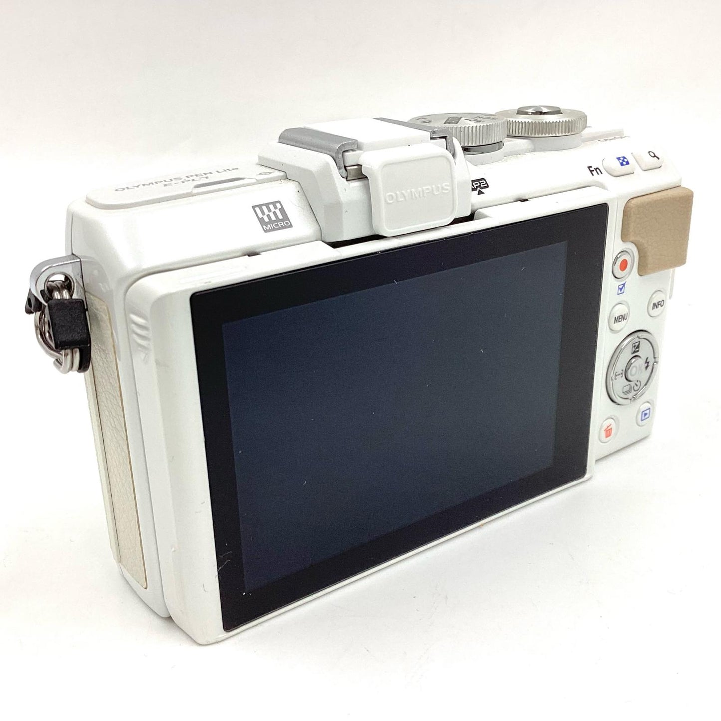 【全額返金保証】【最速発送】OLYMPUS デジタル一眼 PEN Lite E-PL7 ボディ ホワイト 美品 動作確認済