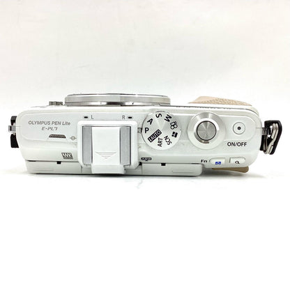 【全額返金保証】【最速発送】OLYMPUS デジタル一眼 PEN Lite E-PL7 ボディ ホワイト 美品 動作確認済