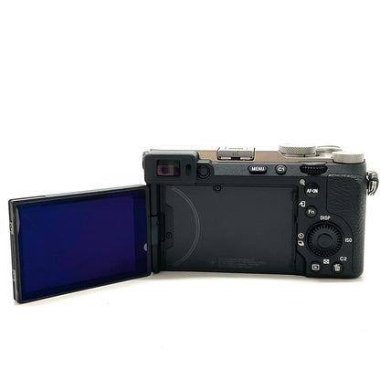 【全額返金保証】【最速発送】Sony デジタル一眼 α7C II ILCE-7CM2 ボディ シルバー 美品 動作確認済