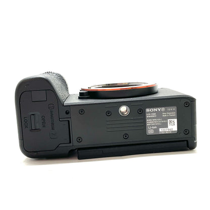 【全額返金保証】【最速発送】Sony デジタル一眼 α7C II ILCE-7CM2 ボディ シルバー 美品 動作確認済