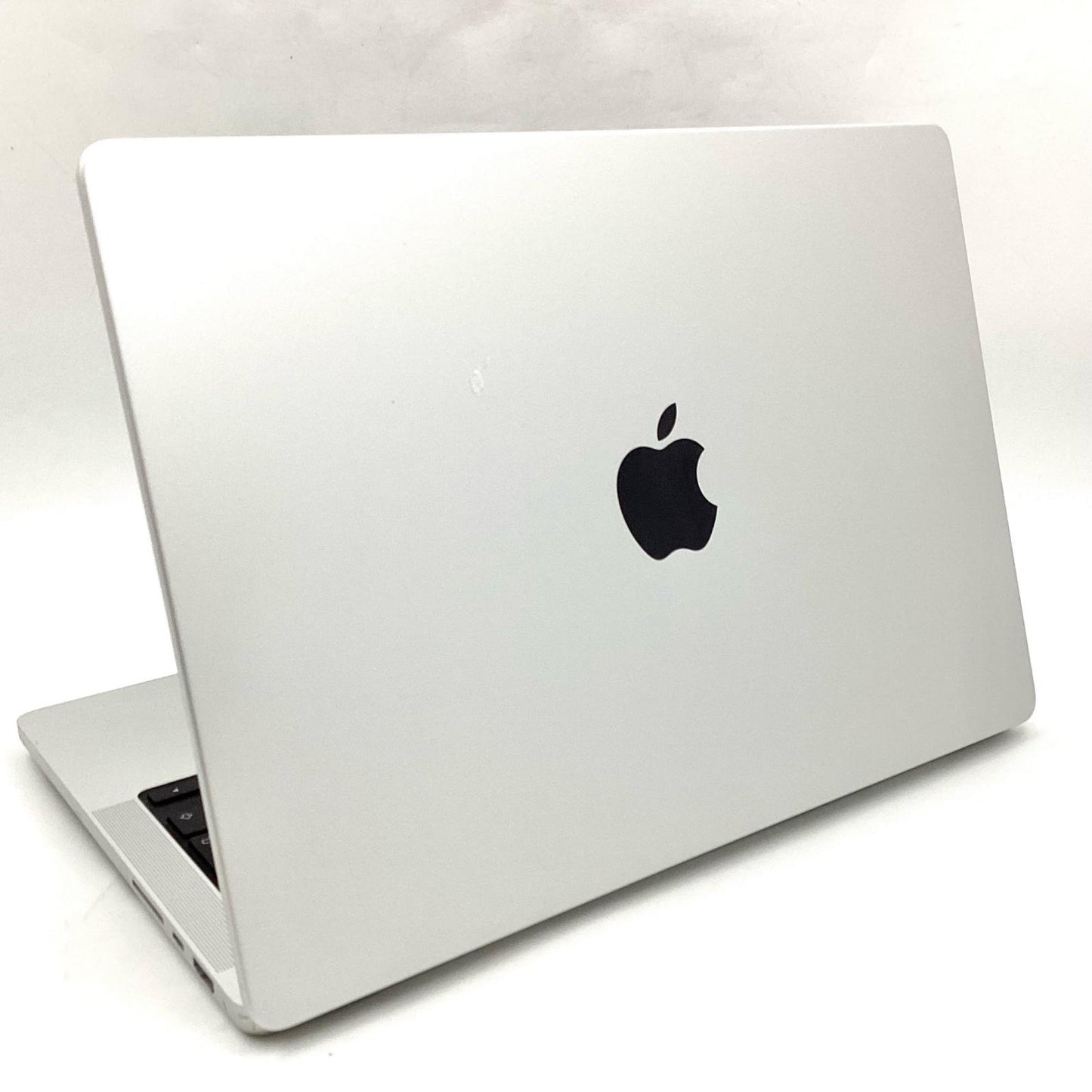 【全額返金保証】【最速発送】Apple MacBook Pro 14インチ 2021 Apple M1 Pro 16GB SSD 512GB シルバー 83% 動作確認済