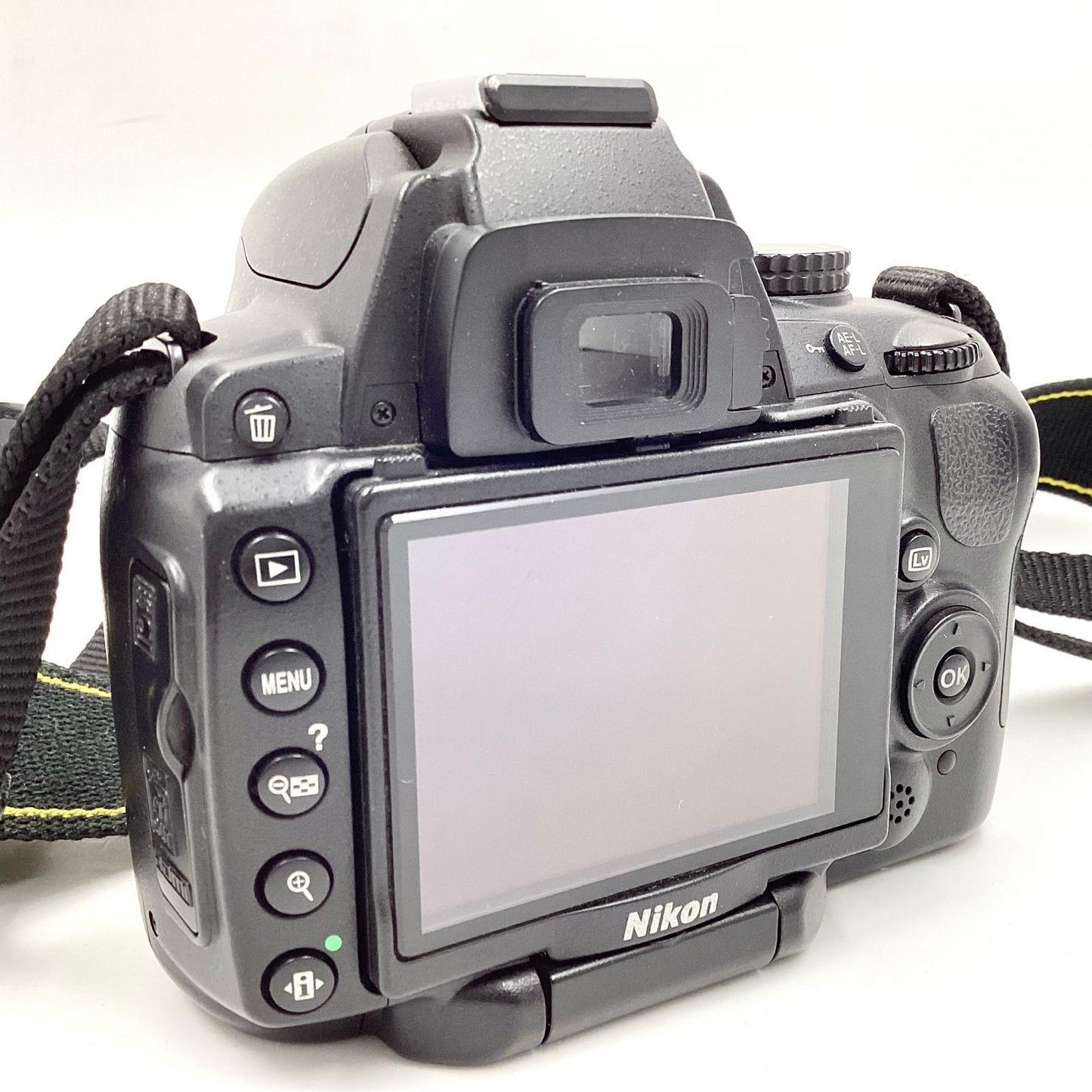 【全額返金保証】【最速発送】Nikon デジタル一眼 D5000 ボディ ブラック 動作確認済