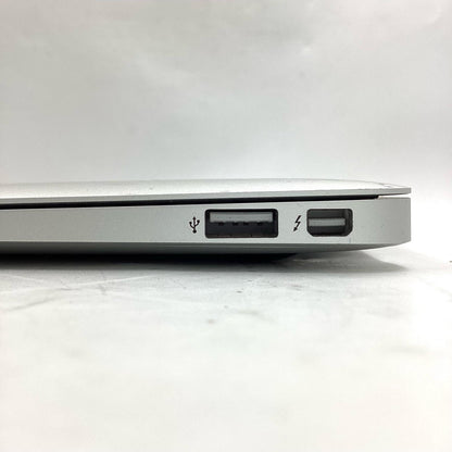 【全額返金保証】【最速発送】Apple 11.6インチ 2015 1.6GHz デュアルコア　Intel Core i5 8GB SSD 256GB シルバー 動作確認済