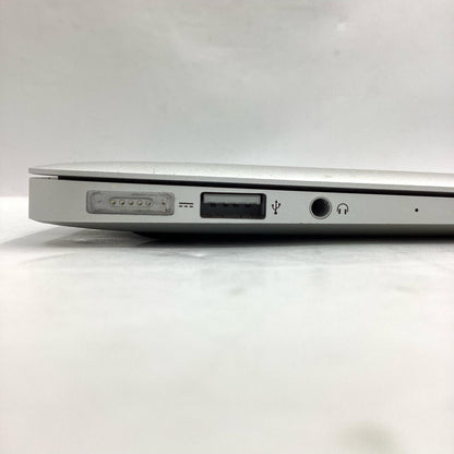 【全額返金保証】【最速発送】Apple 11.6インチ 2015 1.6GHz デュアルコア　Intel Core i5 8GB SSD 256GB シルバー 動作確認済